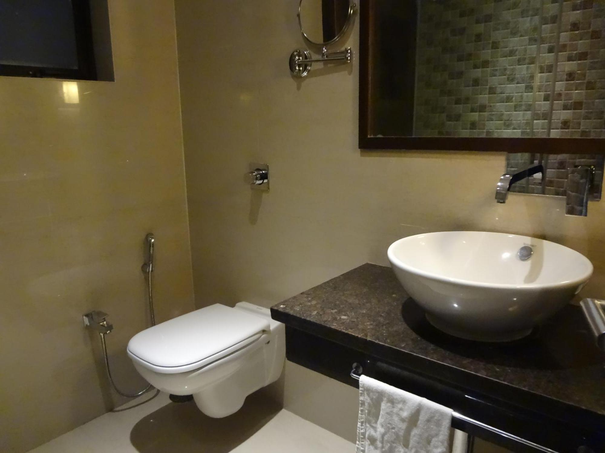 Hotel Galaxy Mumbai Exterior photo